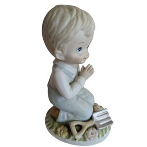 Homco 1452 Porcelain Praying Child Boy ‎ Figurine Vintage gift